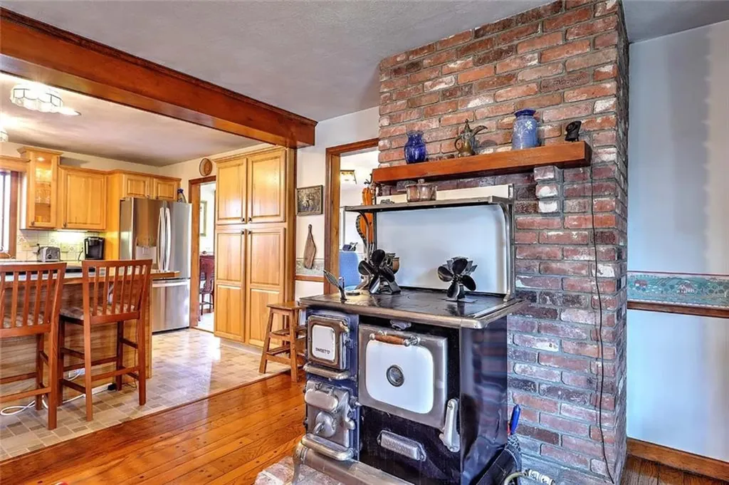 3 Katie Drive Warren RI 02885