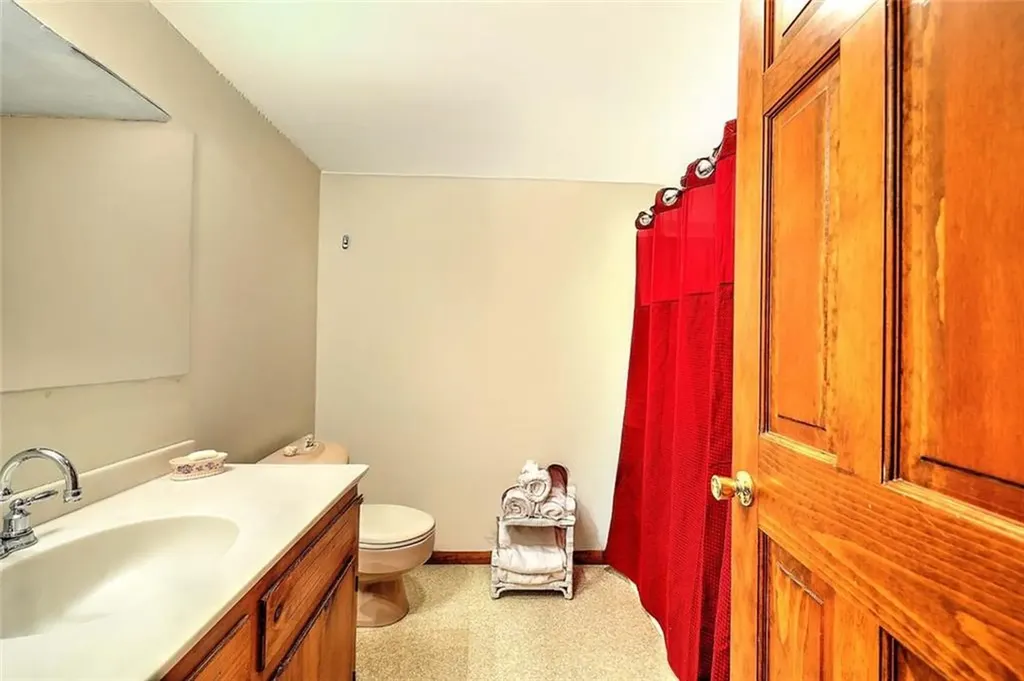 3 Katie Drive Warren RI 02885