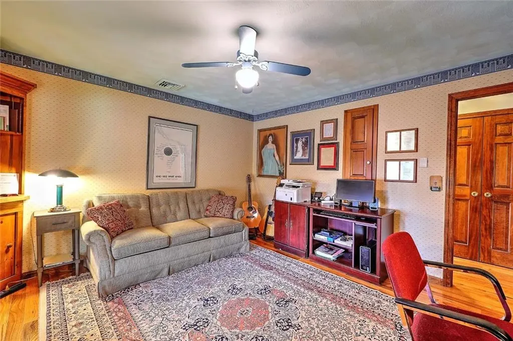 3 Katie Drive Warren RI 02885