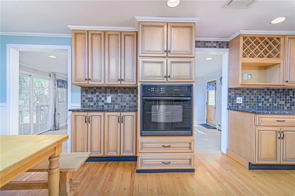 20 Archdale Drive Warwick RI 02889