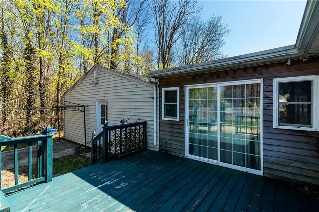 20 Archdale Drive Warwick RI 02889