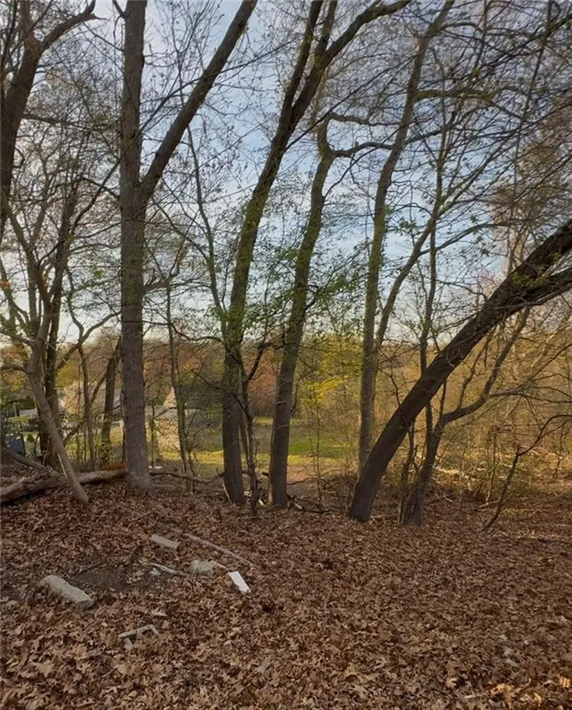 30 Uphill Avenue Warwick RI 02886