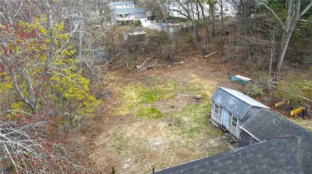 30 Uphill Avenue Warwick RI 02886