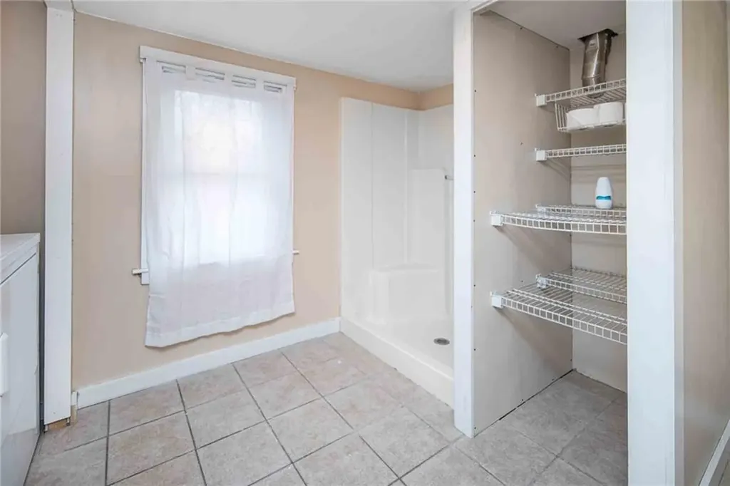 30 Uphill Avenue Warwick RI 02886