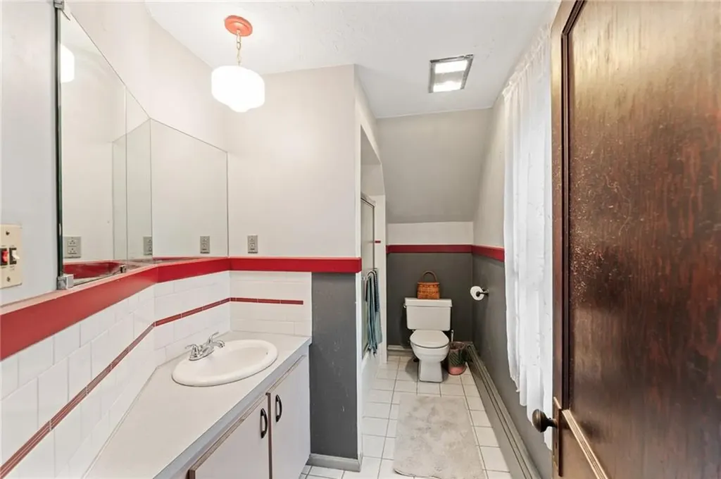 197 Avenue C Woonsocket RI 02895