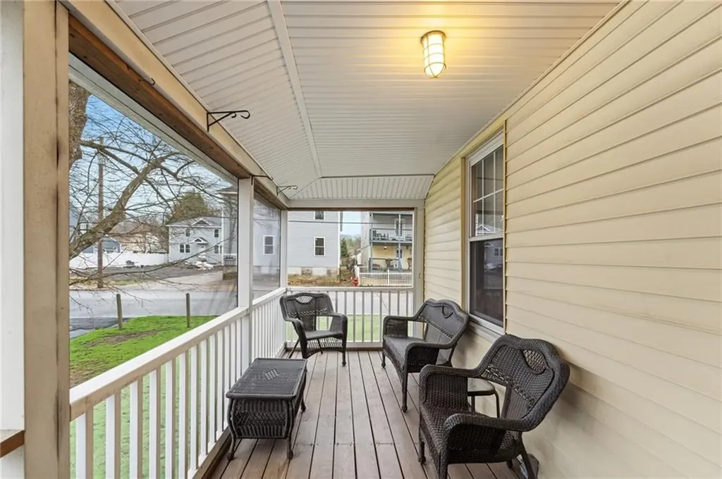 197 Avenue C Woonsocket RI 02895