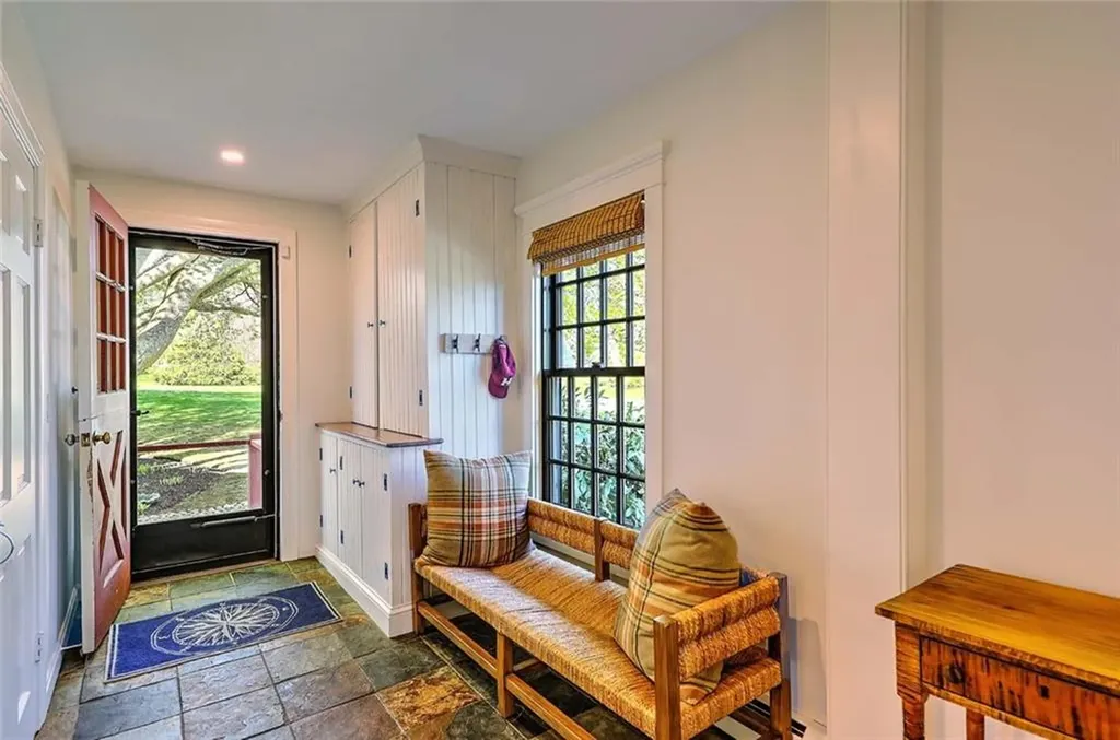 123 Immokolee Drive Portsmouth RI 02871