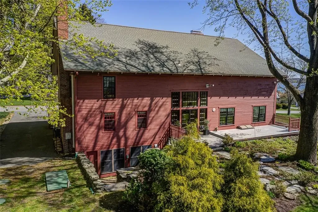 123 Immokolee Drive Portsmouth RI 02871