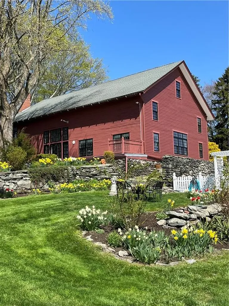123 Immokolee Drive Portsmouth RI 02871