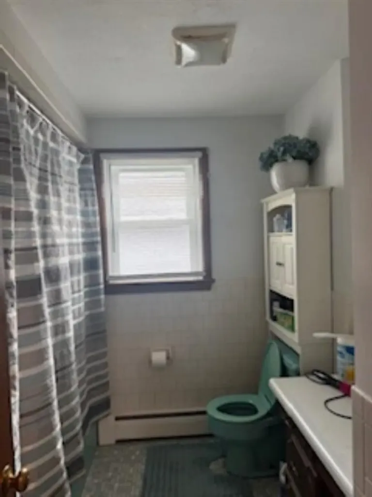 122 De Pinedo Street Providence RI 02904