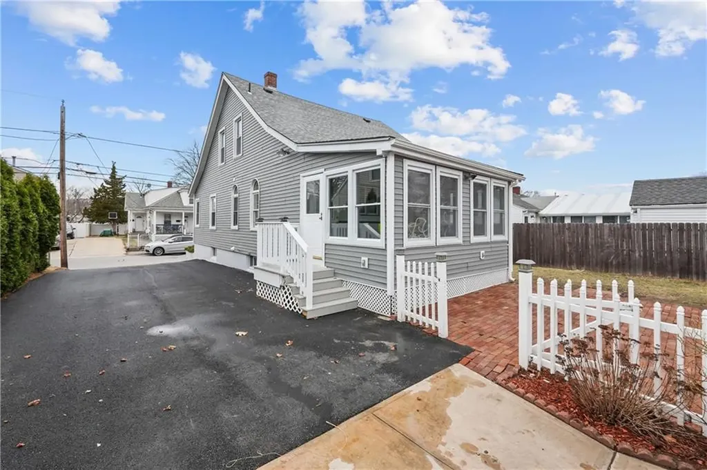 49 Baird Avenue North Providence RI 02904