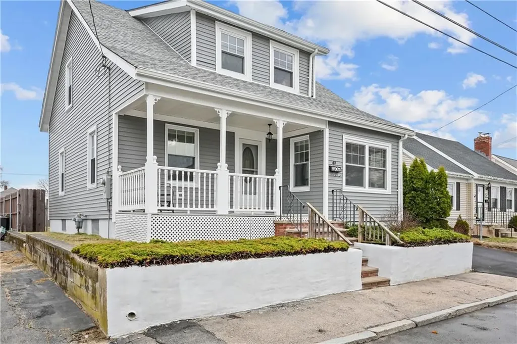 49 Baird Avenue North Providence RI 02904