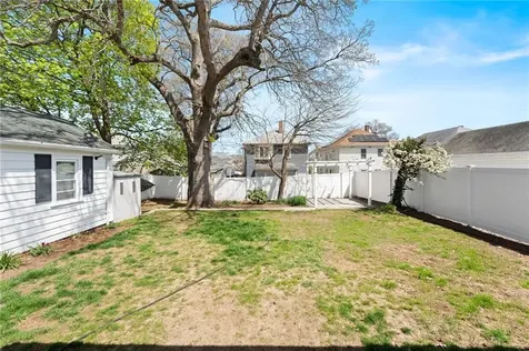 96 Brewster Street Pawtucket RI 02860