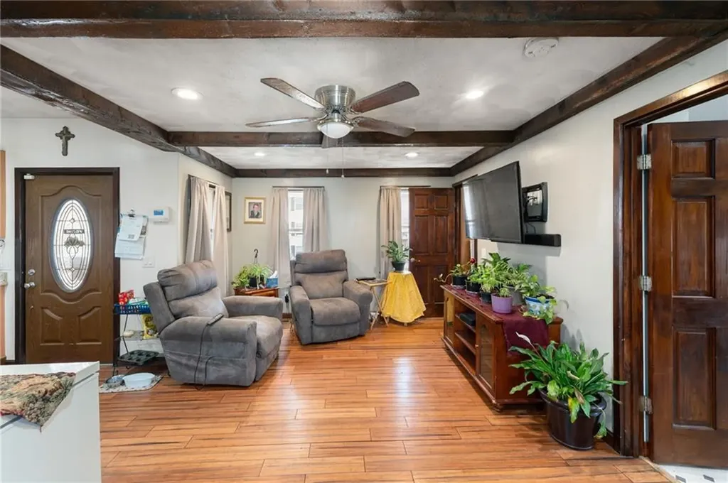 27 Pond Street West Warwick RI 02893