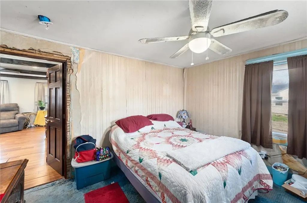 27 Pond Street West Warwick RI 02893