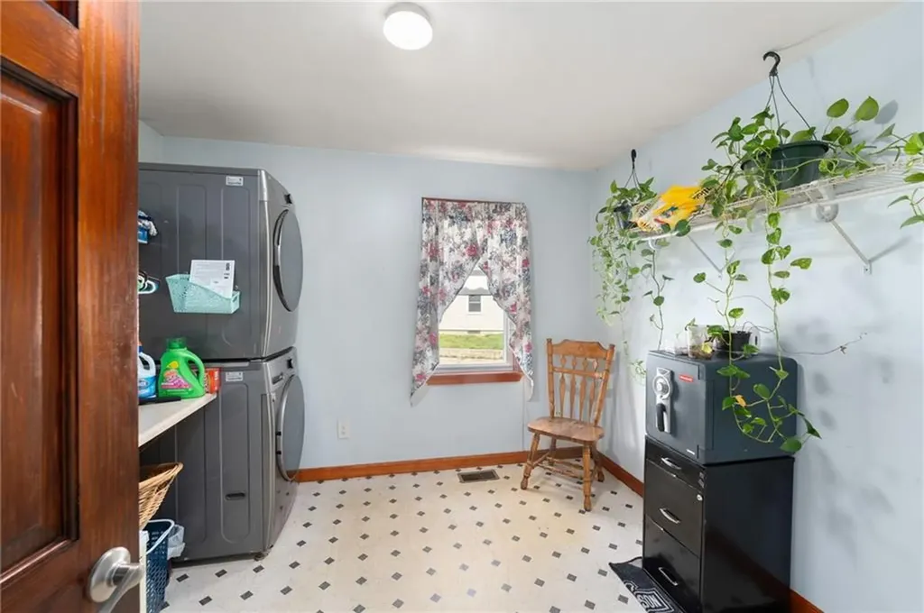 27 Pond Street West Warwick RI 02893