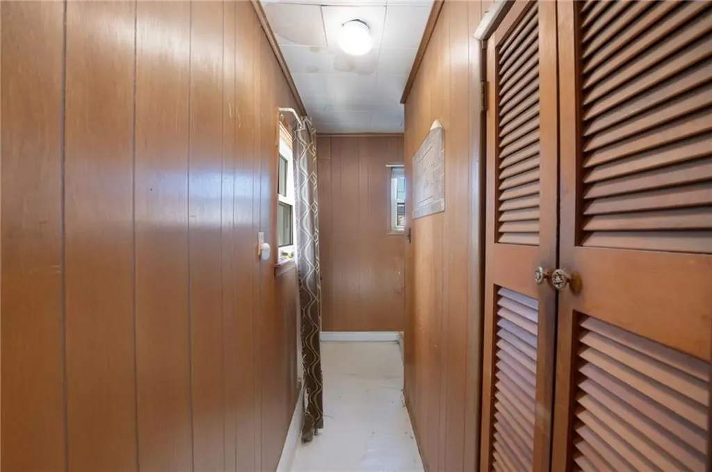 27 Pond Street West Warwick RI 02893