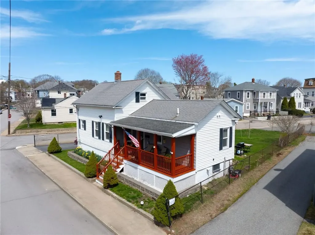 27 Pond Street West Warwick RI 02893