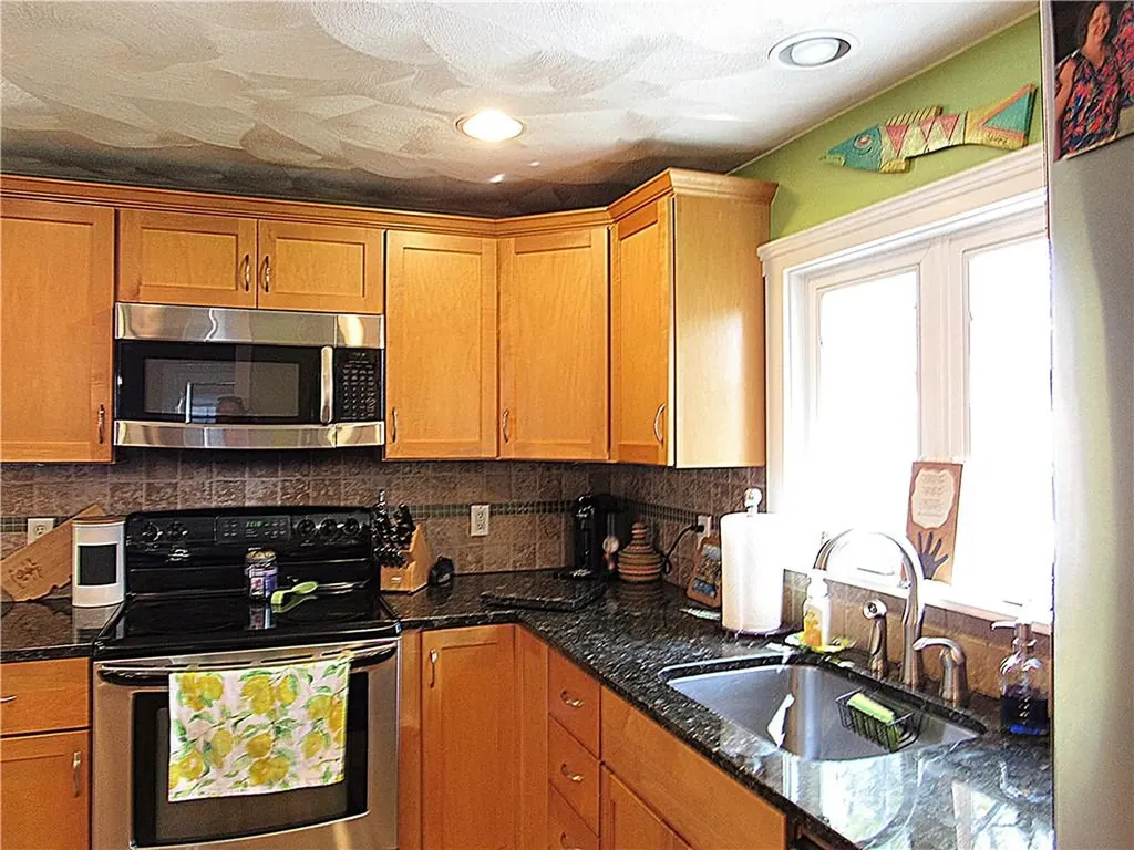 244 Harmony Court Warwick RI 02889