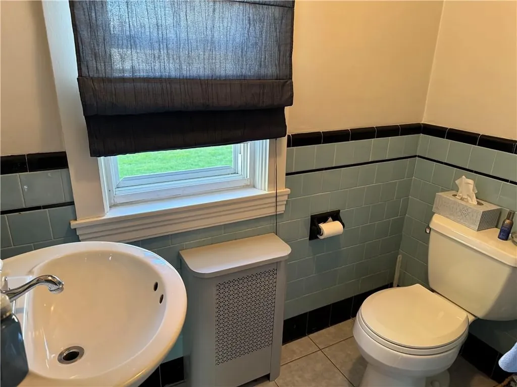 244 Harmony Court Warwick RI 02889