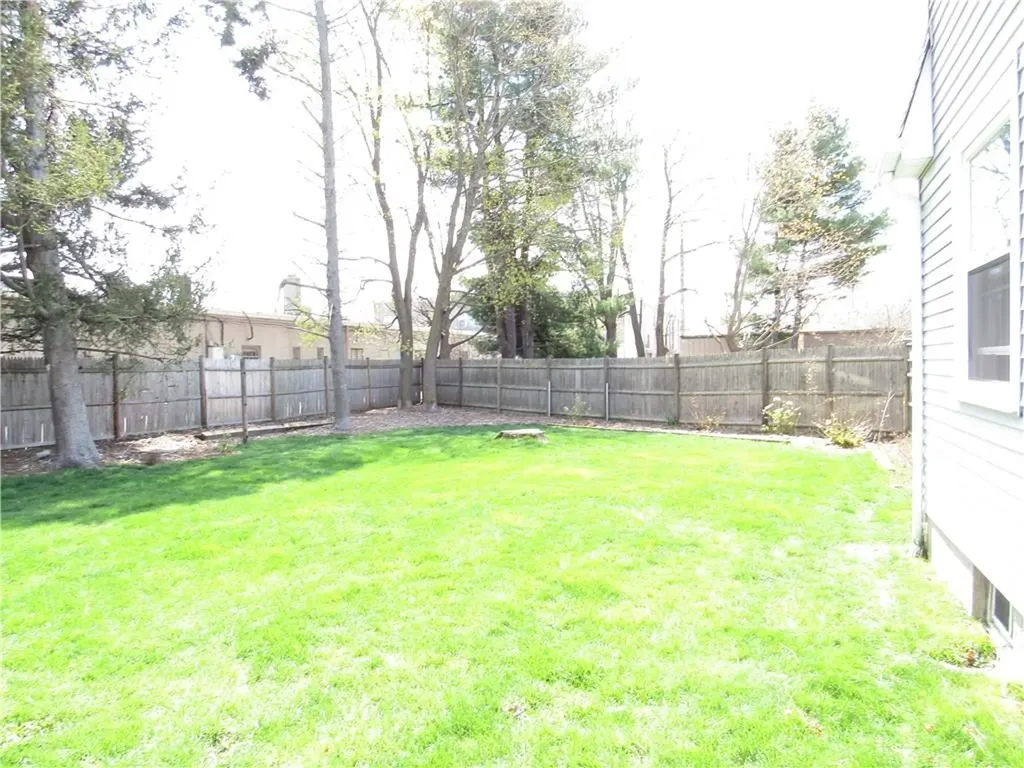 244 Harmony Court Warwick RI 02889