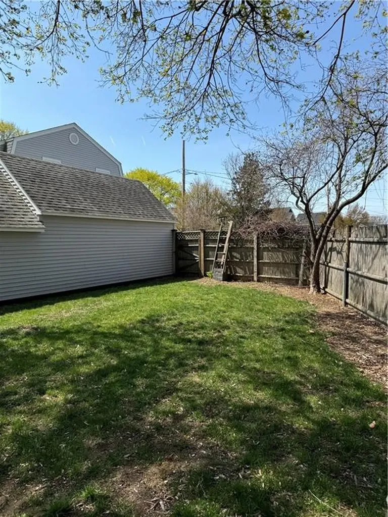 244 Harmony Court Warwick RI 02889