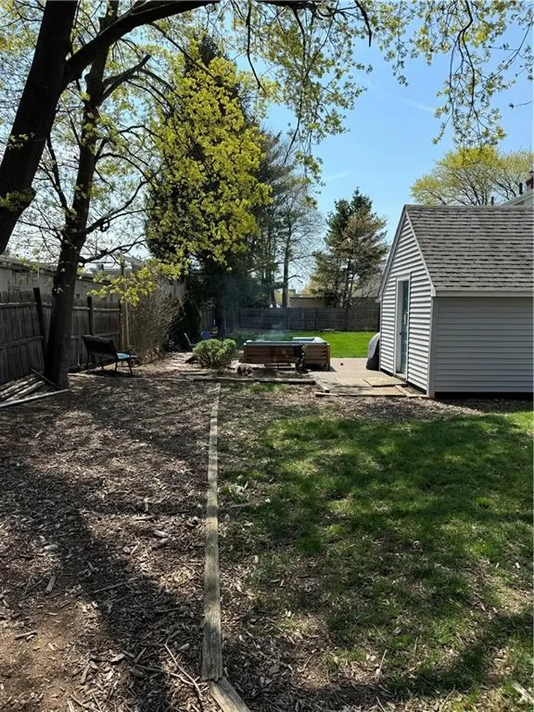 244 Harmony Court Warwick RI 02889