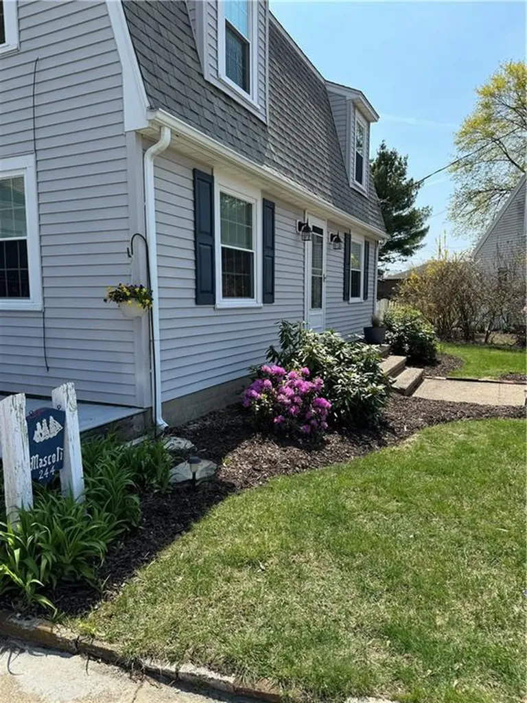 244 Harmony Court Warwick RI 02889