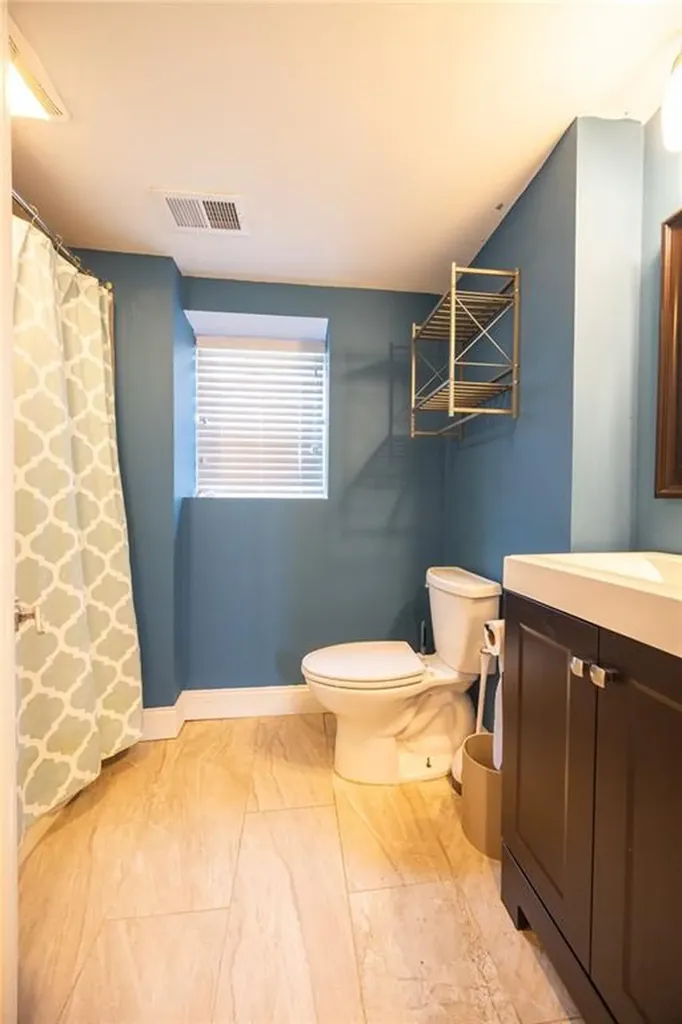27 Lodge Street Cranston RI 02920