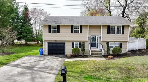 27 Lodge Street Cranston RI 02920