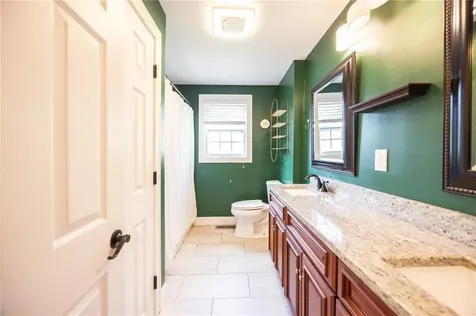 27 Lodge Street Cranston RI 02920