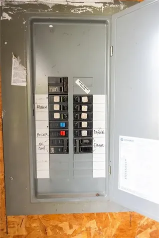 27 Lodge Street Cranston RI 02920