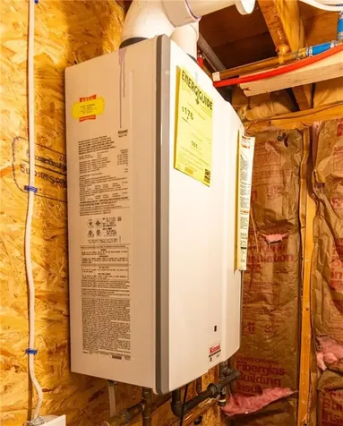 27 Lodge Street Cranston RI 02920