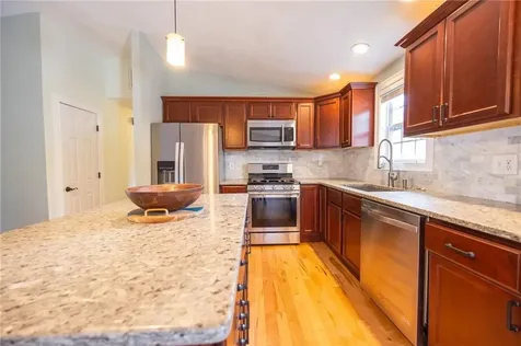 27 Lodge Street Cranston RI 02920