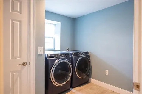 27 Lodge Street Cranston RI 02920