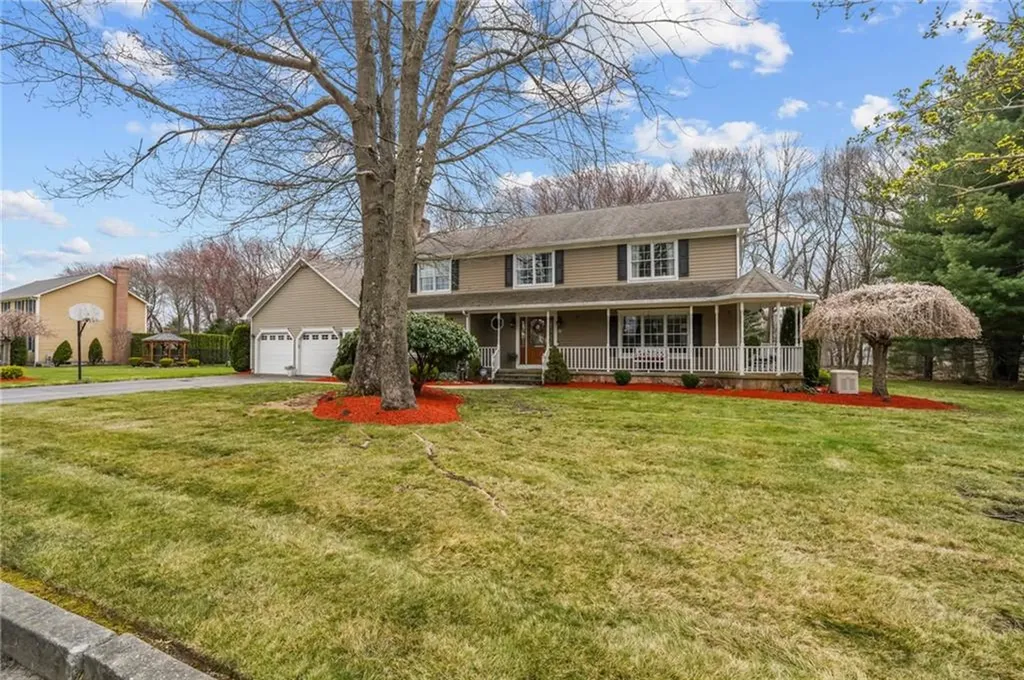 22 Split Creek Court Cranston RI 02921