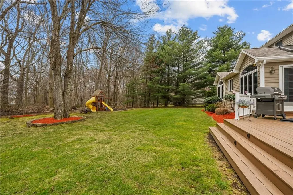 22 Split Creek Court Cranston RI 02921