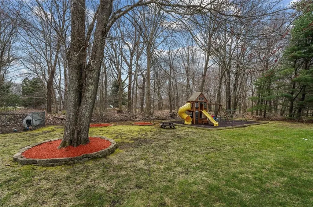 22 Split Creek Court Cranston RI 02921