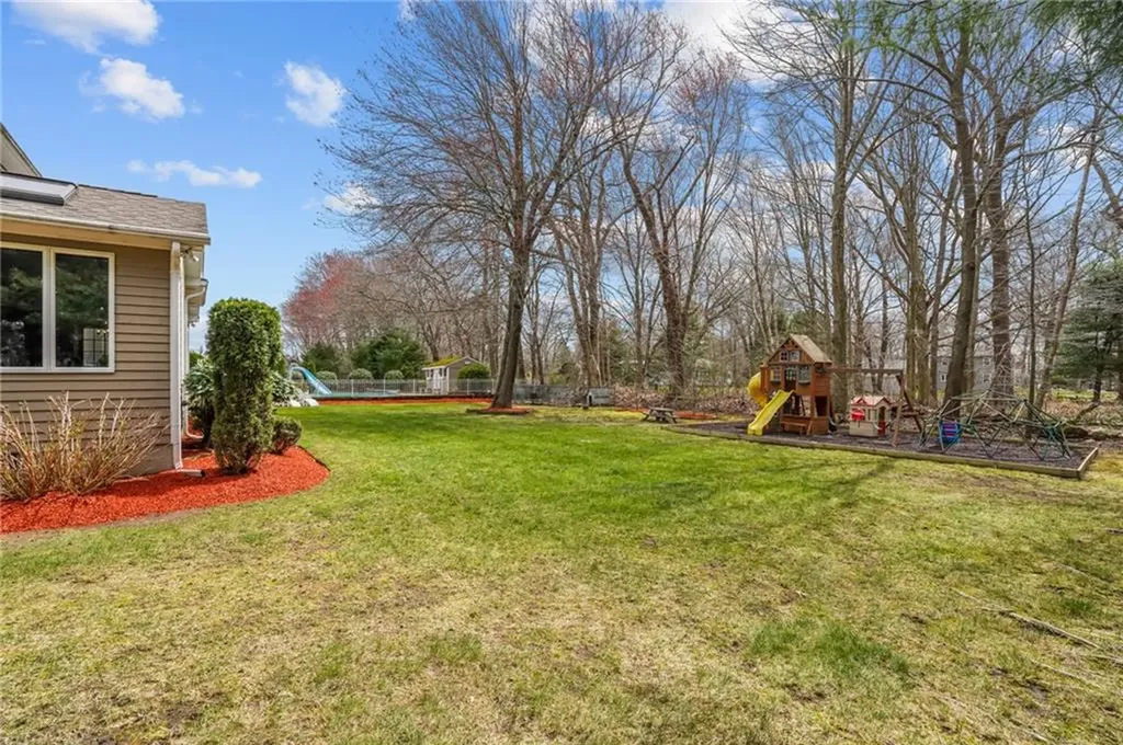 22 Split Creek Court Cranston RI 02921