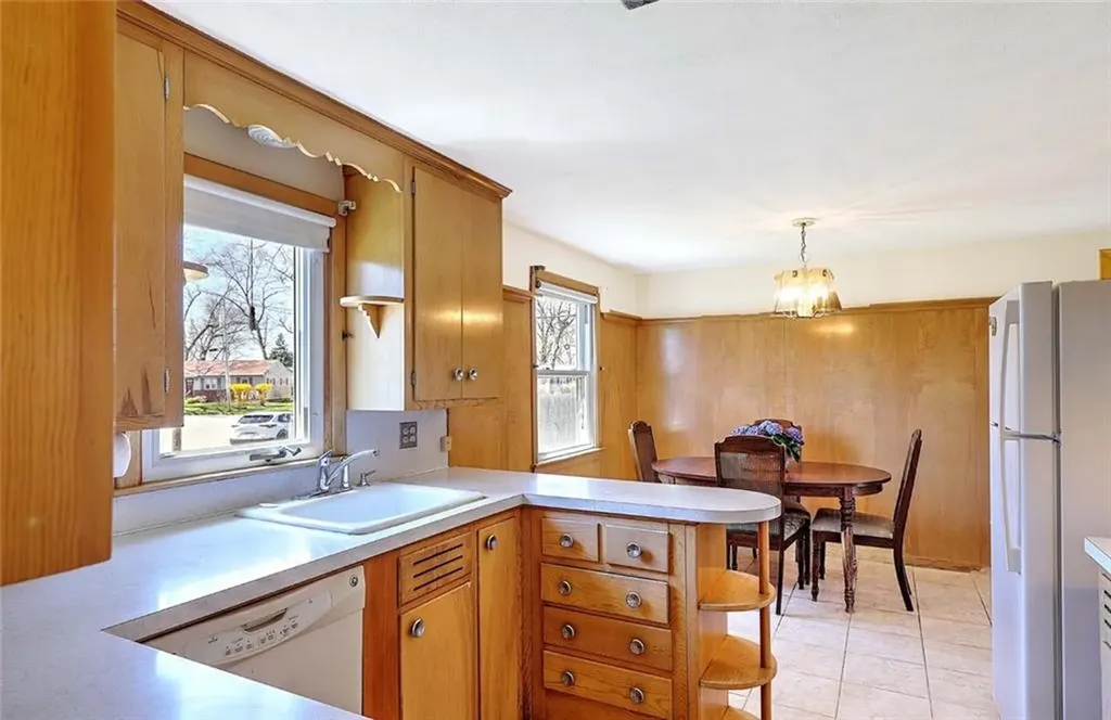 40 Covington Drive Warwick RI 02886