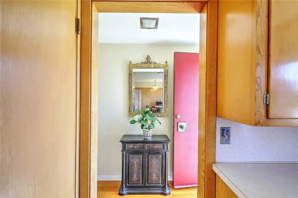 40 Covington Drive Warwick RI 02886