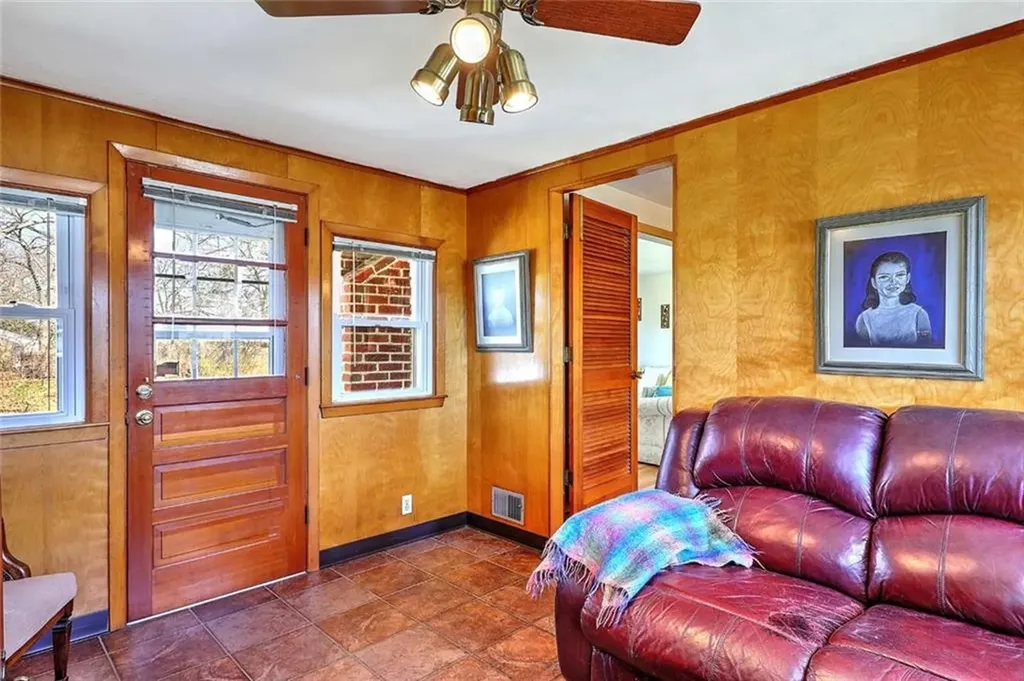 40 Covington Drive Warwick RI 02886