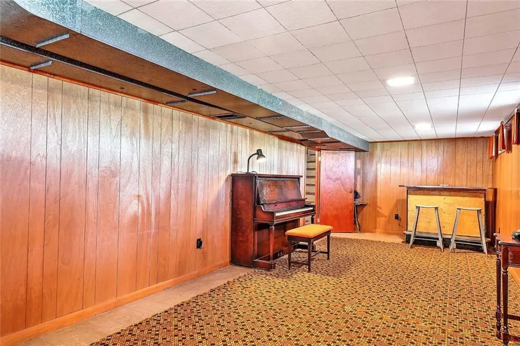 40 Covington Drive Warwick RI 02886