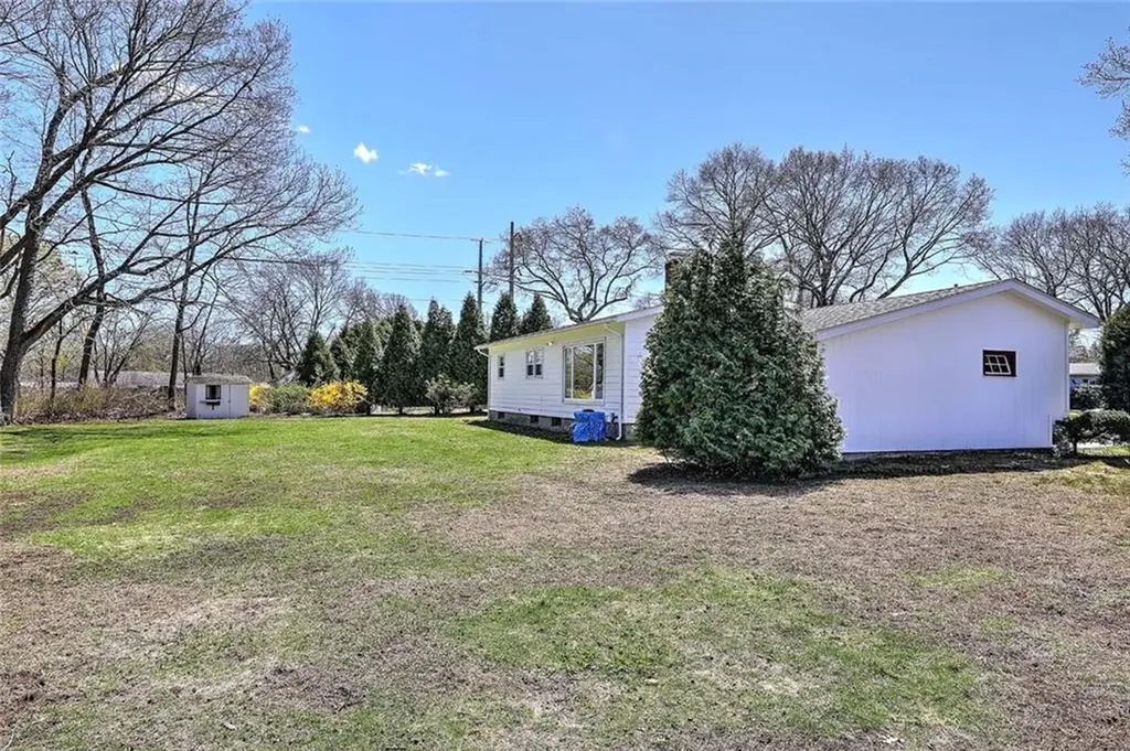 40 Covington Drive Warwick RI 02886