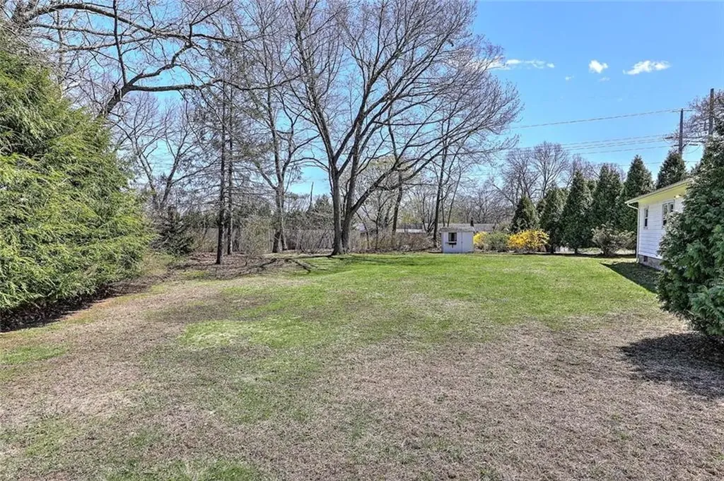 40 Covington Drive Warwick RI 02886