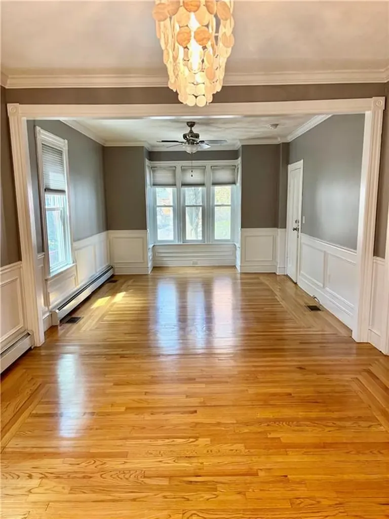 193 Howell Street Providence RI 02906