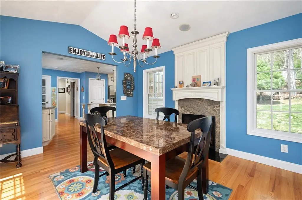 31 Mathew Drive Johnston RI 02919