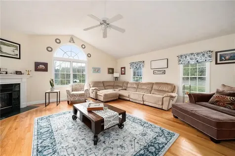 31 Mathew Drive Johnston RI 02919