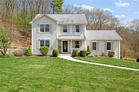 31 Mathew Drive Johnston RI 02919