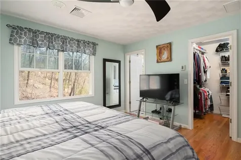 31 Mathew Drive Johnston RI 02919